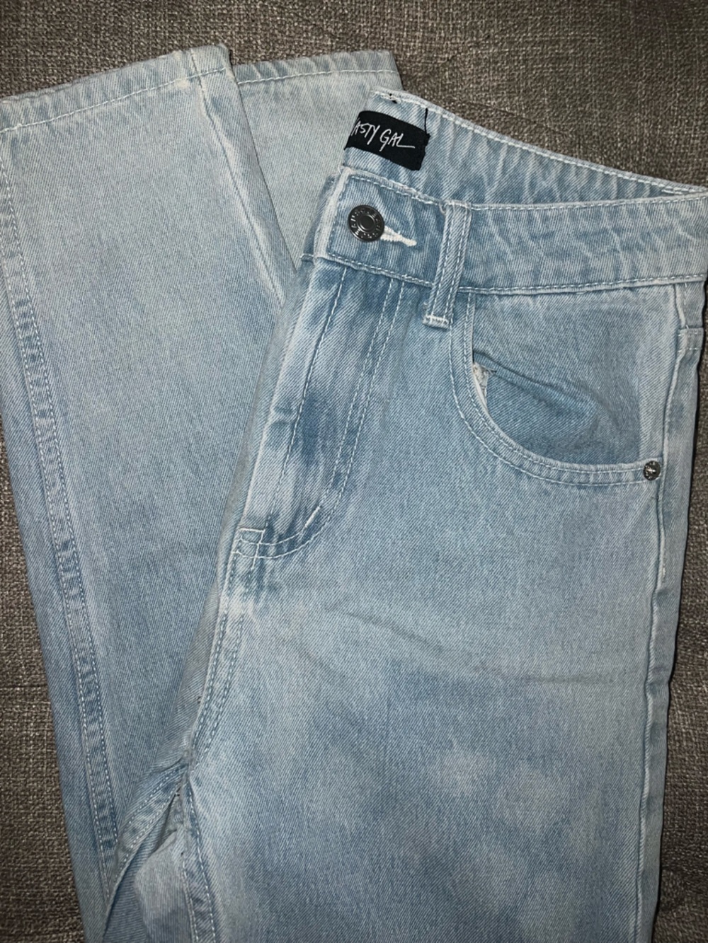 Nasty Gal Don’t Forget to Say High-Waisted Mom Jeans